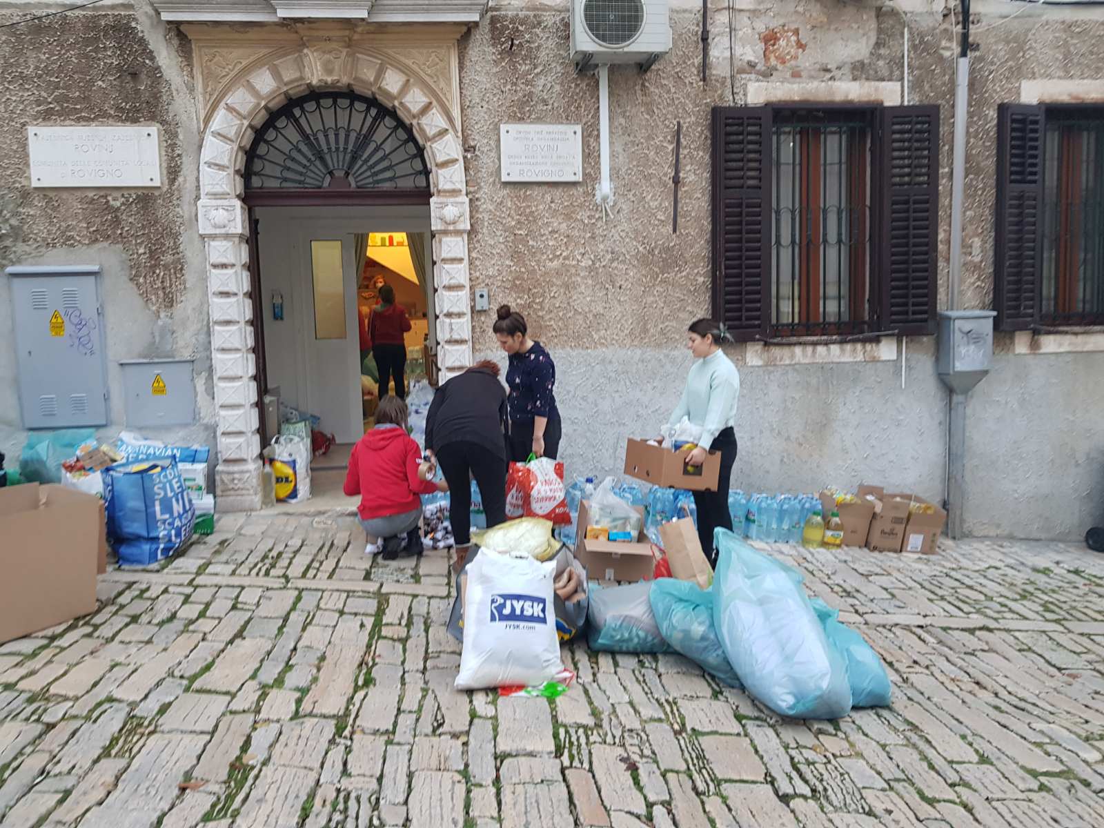   Rovinjski Crveni križ otvoren za prijem donacija stradalima u potresu